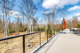 Dog-friendly apartment by Moosehead Lake with sprawling deck & firepit - 8