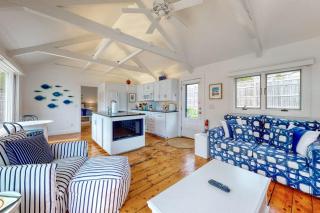 Oceanfront Cottage & Studio on Mill Cove w/ Water Views, Deck - Walk Downtown - 7
