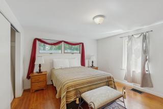 Updated, Century-Old Home w/ Glass Porch - Walk into Town/Acadia - 6
