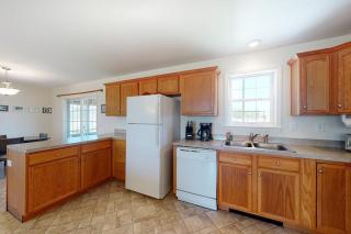 Tranquil getaway on the coast with beach access, ocean views, & screened porch - 2