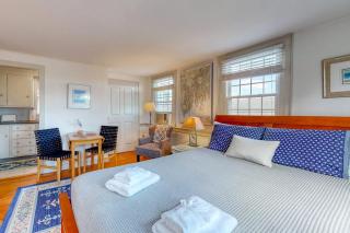 Lovely studio w/full kitchen/free WiFi- next to river/antique shops/restaurants - 5