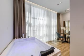 Via Mare Jacuzzi Suites by PS - 3