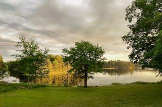 Charming Lakefront House with Outdoor Firepit, Washer/Dryer and Wifi - 3