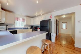 Home with deck, great location in the heart of Acadia National Park - 1