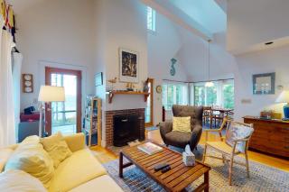 Dog-friendly, waterfront home on St George River with shore access, great views - 9