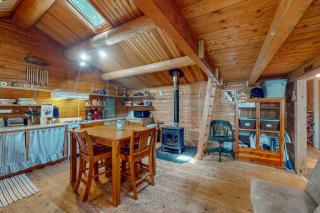 The Cottage - Peaceful 32-Acre Lakefront Getaway - Canoe, Firepit & Big Deck - 3