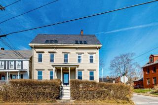 Sweeping Sheepscot River views in newly renovated 200 year old Wiscasset home - 0