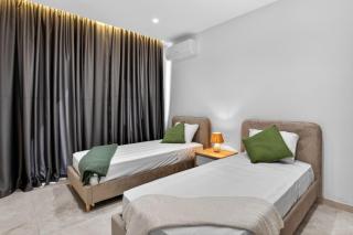 Stylish Penthouse with private Pool andJacuzzi - 2