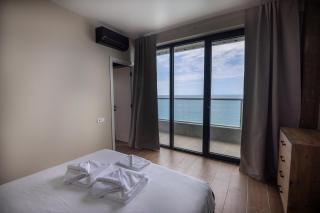 Bamboo Beach Apartments - 2