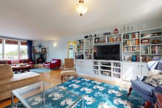 Expansive Modern Home w/ Ocean View, Gorgeous Garden & Dog-friendly - 4