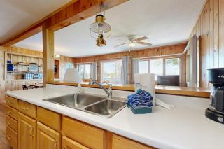 Lakefront home with private dock, mooring, pebble beach, grill, & firepit - 6