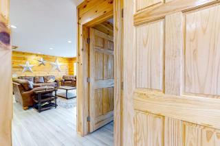 Dog-friendly apartment by Moosehead Lake with sprawling deck & firepit - 2