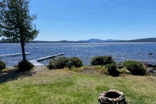 Lakefront home with private dock, mooring, pebble beach, grill, & firepit - 5