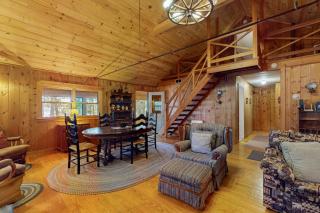 Lakefront Home with Private Dock, Pebble Beach & Enclosed Porch - Dogs Welcome - 9