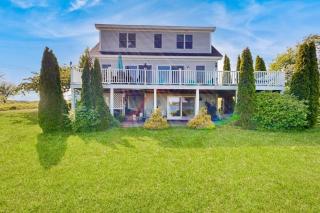 Oceanfront home with dock, beautiful deck & firepit - steps to the beach - 9