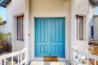 Private Oceanfront Home -- 2 Fireplaces, 4 Decks & Grill, Dog-friendly - 7