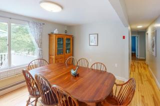Waterfront home with deck, patio, grill, firepit, Ping-Pong, & WiFi - 4