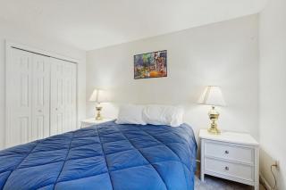 Newly-furnished condo with loft, fast WiFi, partial AC, grills & yard access - 1