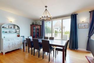 Expansive Modern Home w/ Ocean View, Gorgeous Garden & Dog-friendly - 4