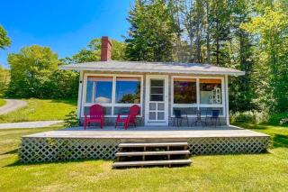Classic home overlooking the St George River with deck & great views - 5