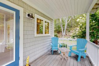 Periwinkle Cottage | Sunny cottage in Westport Island overlooking the river - 8