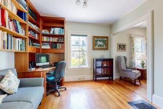 Parker House: Historic home - walk downtown, dog-friendly & washer/dryer - 6
