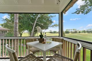 Redesigned Lux Condo at PGA National Golf & Pool - 8