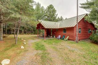 Lakefront Home with Private Dock, Pebble Beach & Enclosed Porch - Dogs Welcome - 0