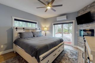 Luxurious waterfront home with deck, firepit, hot tub, fireplace, & pool table - 6