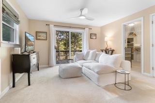 Tranquil private riverfront home w/ tidal dock & large yard - 4