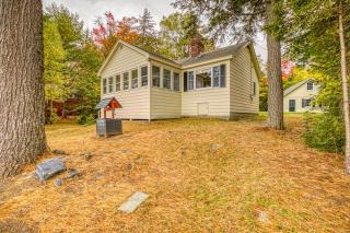 Lakefront cottage w/ beautiful views of Moosehead Lake & Big Moose Mountain - 2