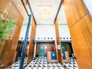 Pavillon Living Maarif - 1BR with Private Patio & Parking - 1
