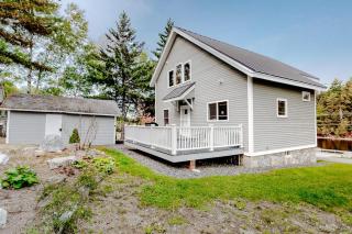 Charming riverfront home with mountain views & private dock - 0
