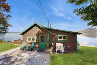 Dog-Friendly Lakefront Cabin with Private Dock, Epic Views of Lake & Mt Kineo - 0