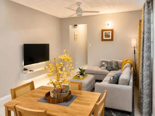 Ocean Breeze Retreat - 2