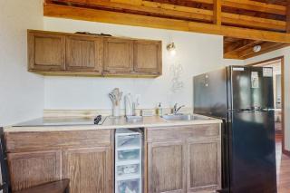 Secluded Sunset Point mountain top cabin, wifi, Dish TV, firepit - 2