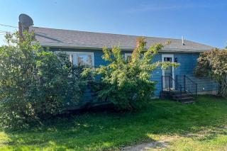 Charming abode with water views, updated kitchen, & internet - dog-friendly - 0