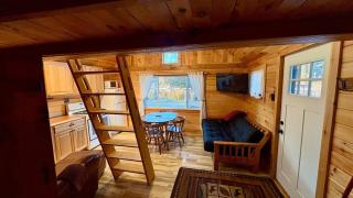 Royal Coachman | Cozy Moose River Cabin Near Moose - 8