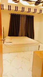 Luxury 4 Bedroom Apartment with Furniture for Rent - 3