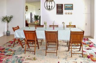 Ocean-view cottage near beach with deck, grill, & full kitchen - 1