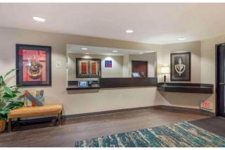 Motel 6 Chicago Lisle IL - 3