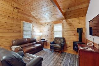 Dog-friendly cabin with firepit, kitchen, AC, & trails for your next escape - 8