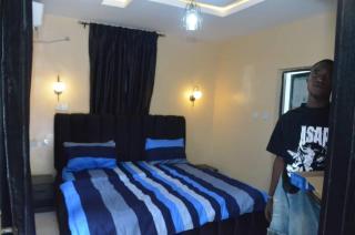 EASY WORLD HOTeL - 2