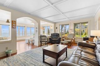 Great White Caps - Family Friendly Oceanfront - 3