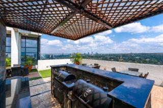 Elite luxury 1BR with pool, gym and large balcony - 5