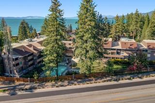 Charming townhome with airy living space amazing amenities & near the beach - 9
