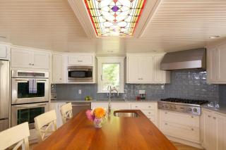 Rockledge Estate: 5 Bedroom, 3 1/2 bathroom House - 8