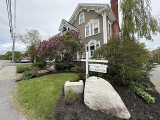 Historic Condo in Downtown Camden, steps to Harbor - 5