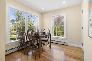Puffins Perch, romantic waterfront Maine cottage - 5