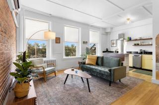Kimball Apartment, Modern Studio on Main Street Ro - 9
